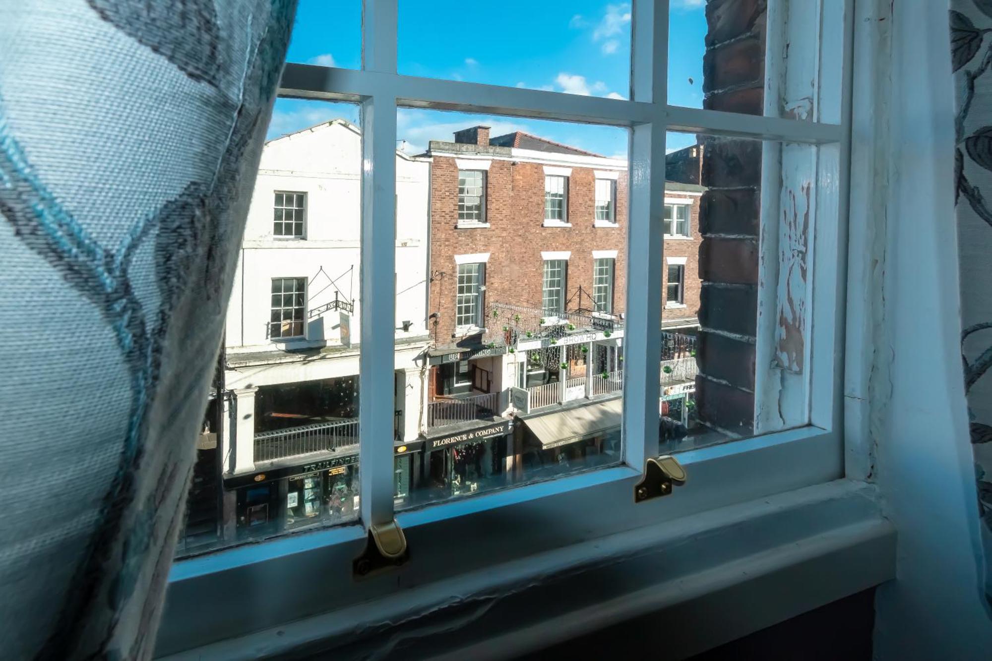 Built 1804 Caldecott Town House On The Rows By Rework Accommodation Chester Exteriér fotografie